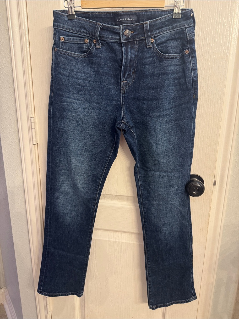 Aeropostale Women’s Dark Indigo Straight Leg Jeans 28x30